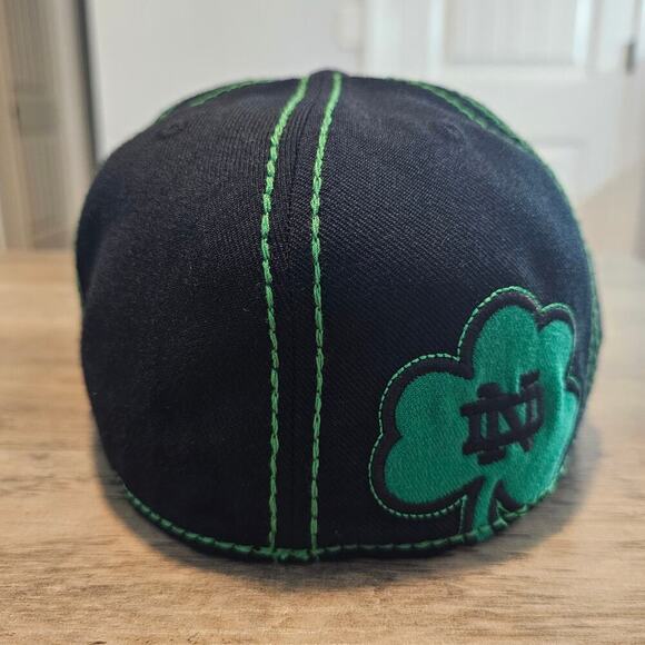 Vintage Notre Dame Fitted Hat Cap 7 3/8 Green Wool 90s Fighting Irish Flat Bill - Picture 2 of 10